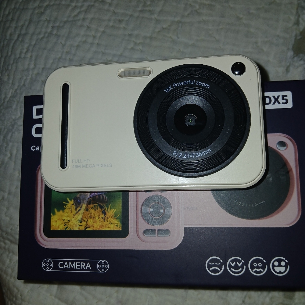 White Digital Camera with 26X Zoom